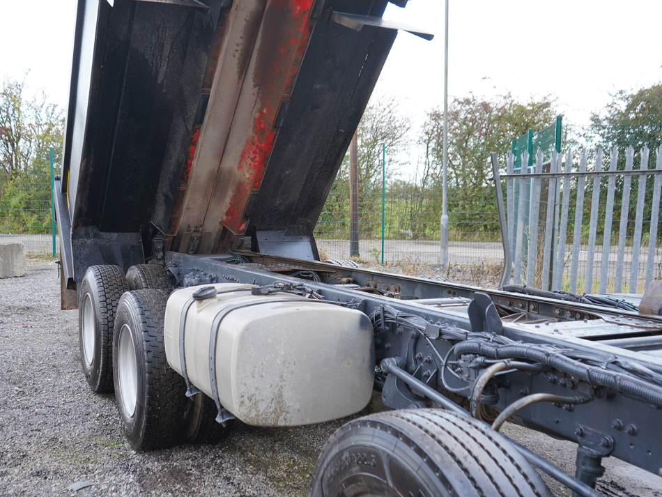 2013 DAF CF 85.410 8X4 STEEL TIPPER