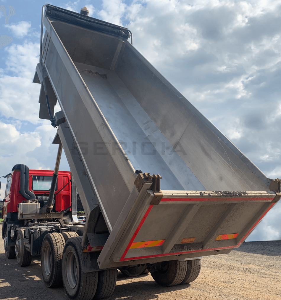 2013 DAF CF 85.410 8X4 ALLOY TIPPER