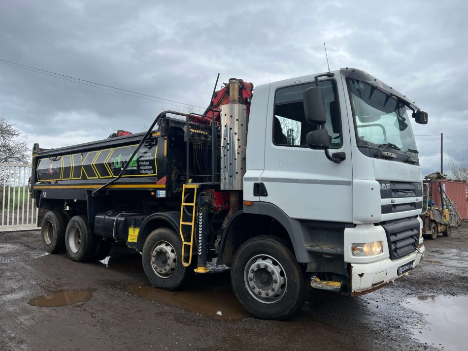 2009 DAF CF 85.360 8X4 TIPPER GRAB (REF: BGO)