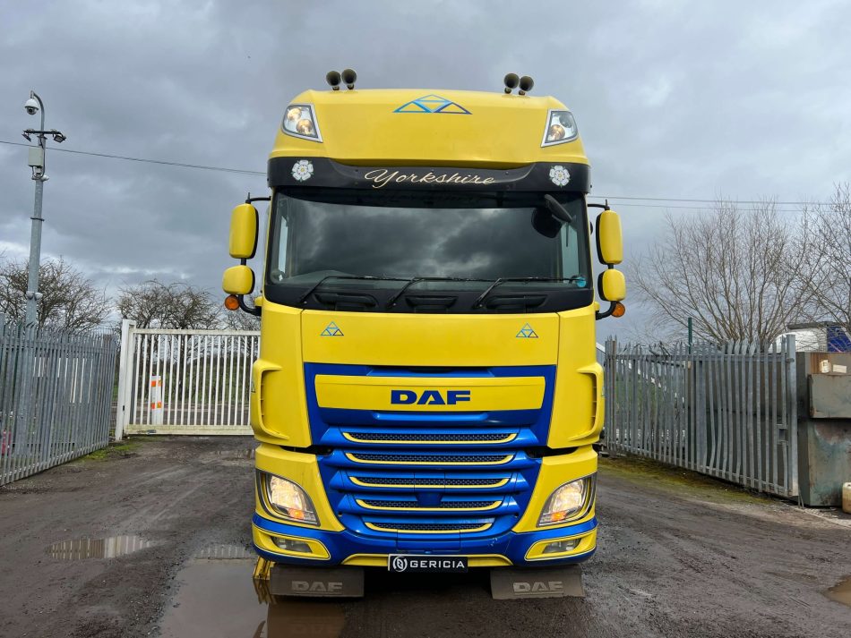 2015 DAF XF105 6x2 TRACTOR TRUCK (REF: VVA)
