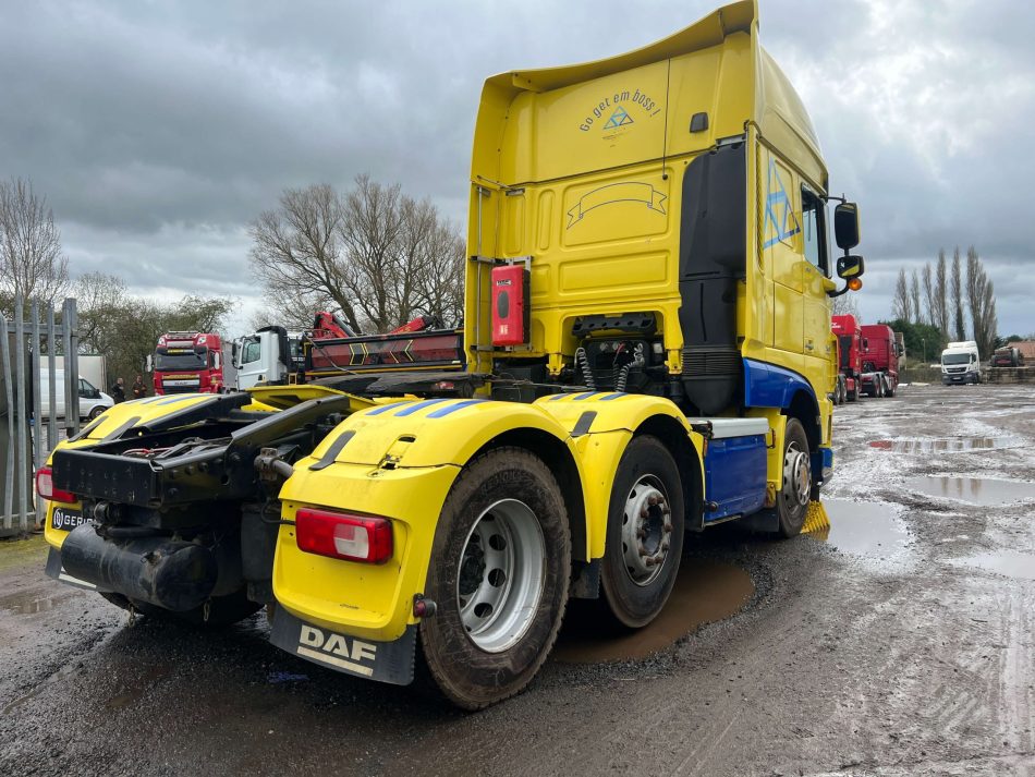 2015 DAF XF105 6x2 TRACTOR TRUCK (REF: VVA)