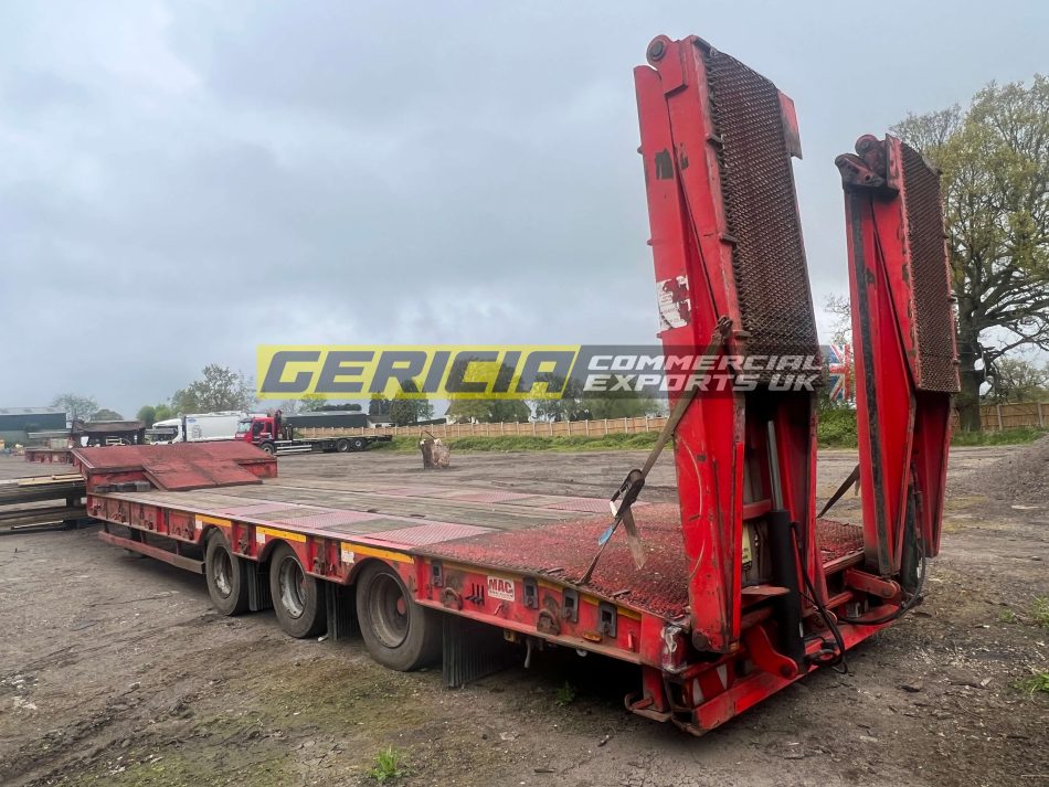 2015 MAC TRI-AXLE LOW LOADER TRAILER 13.6M / 45ft (REF: MAC)
