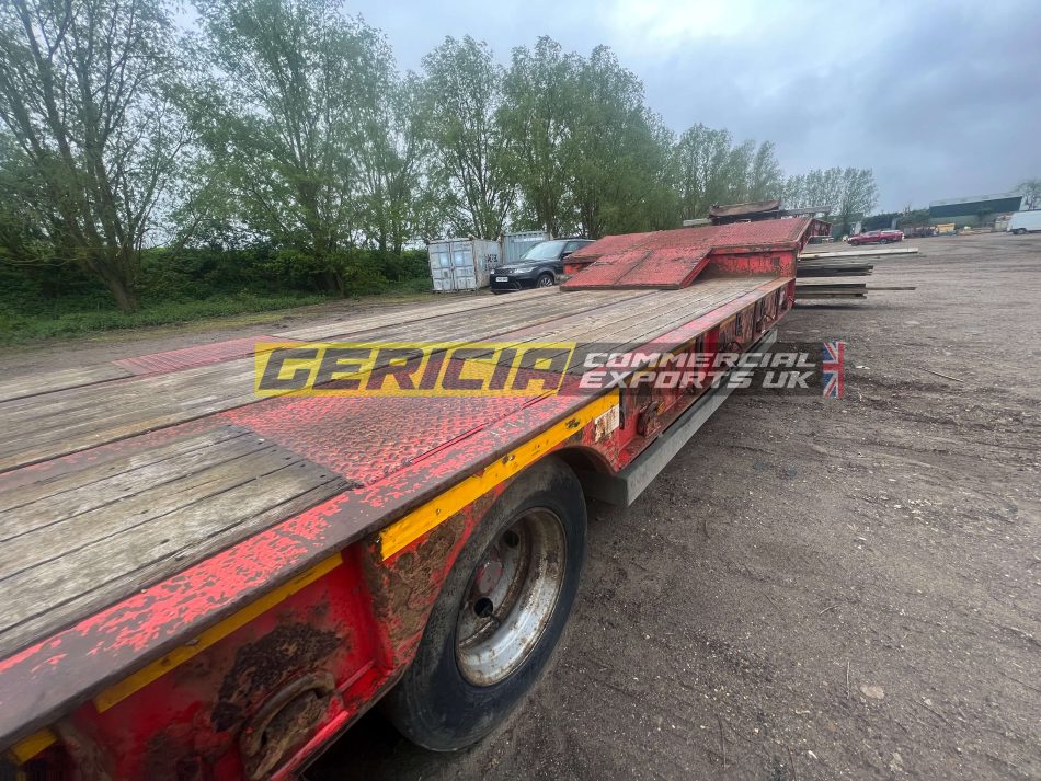 2015 MAC TRI-AXLE LOW LOADER TRAILER 13.6M / 45ft (REF: MAC)