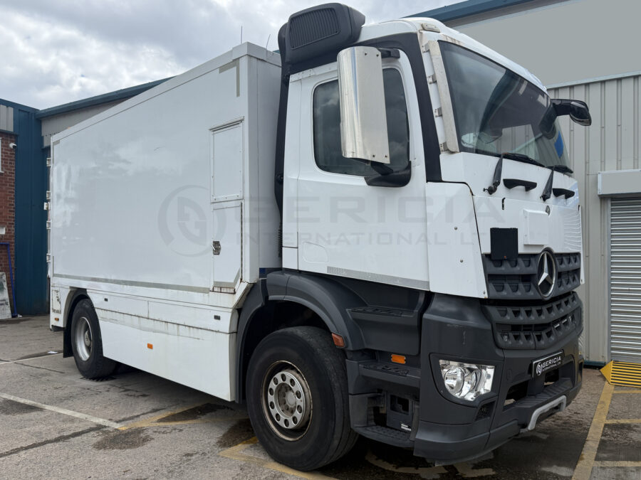 2014 Mercedes-Benz Armoured Truck Cash-In-Transit (CIT)