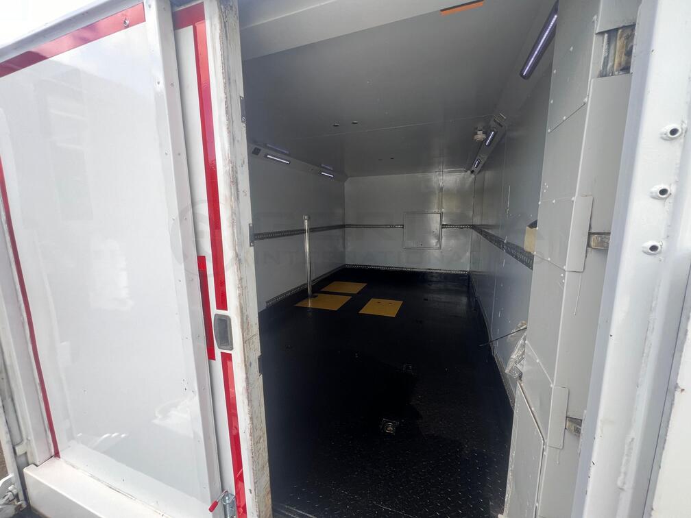 2015 Mercedes-Benz Armoured Truck Cash-In-Transit (CIT)