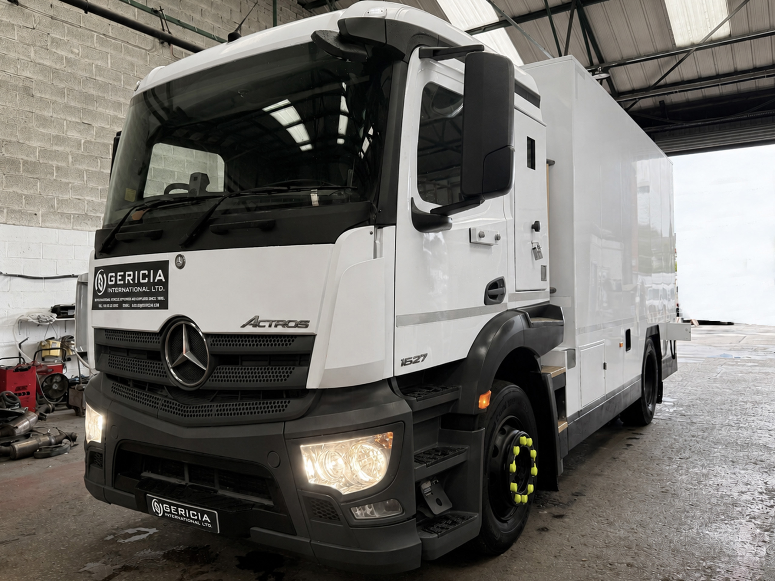 2015 Mercedes-Benz Armoured Truck Cash-In-Transit (CIT) (Copy)